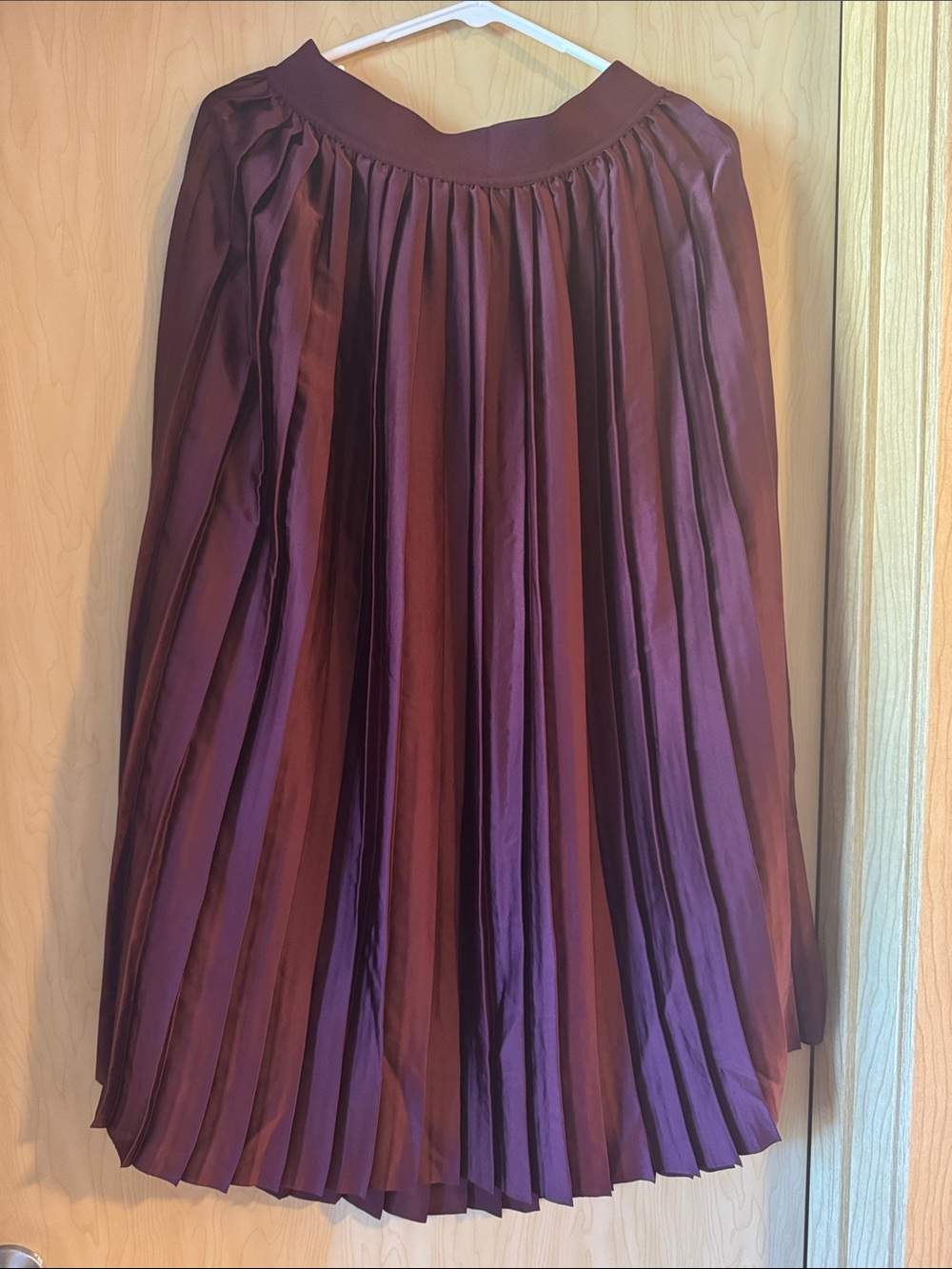 lululemon athletica Pleated Midi Skirt in Deep Plum